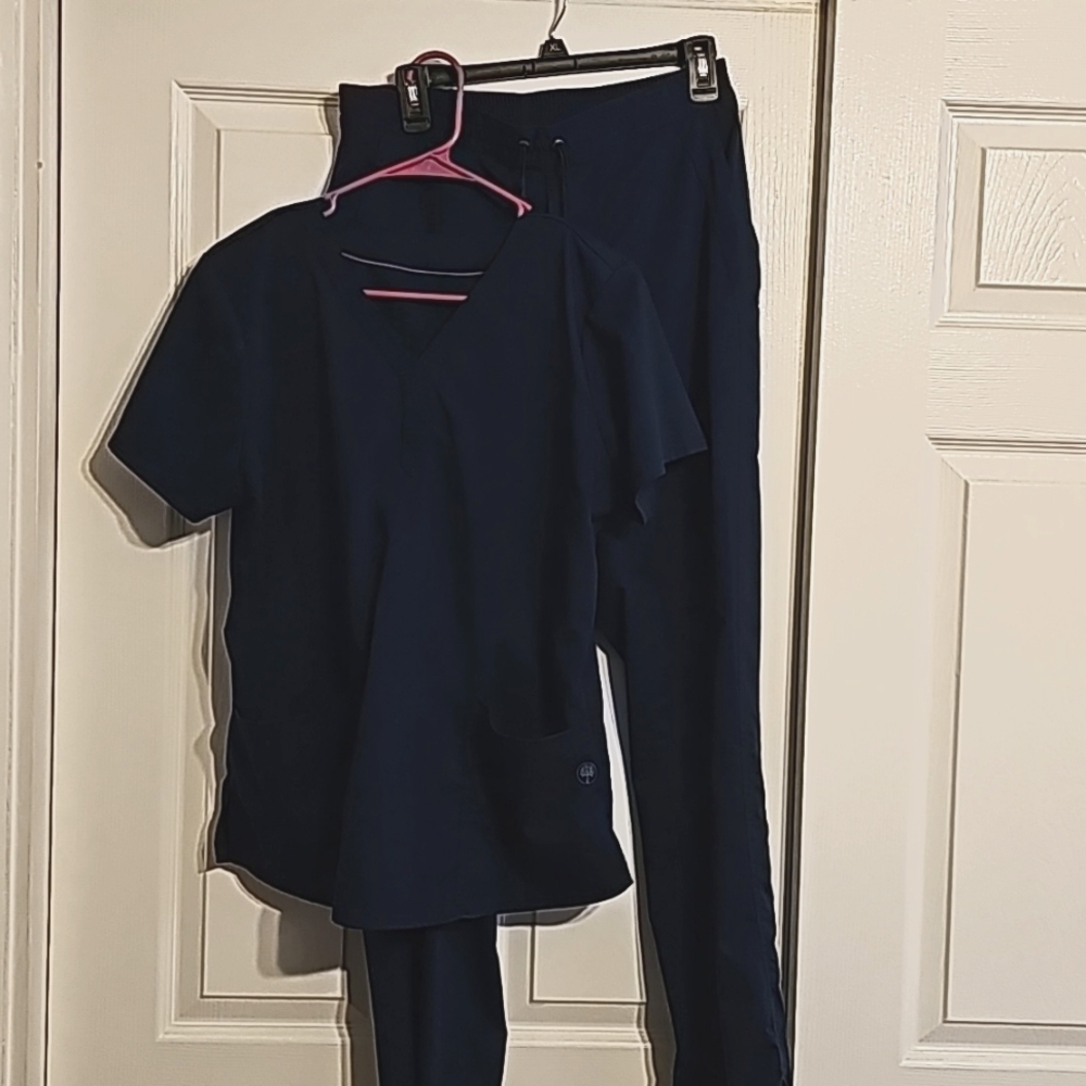 Purple label scrub set